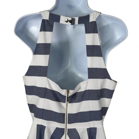 Eliza J. Adorable Sailor like dress size 10 - Picture 5 of 7